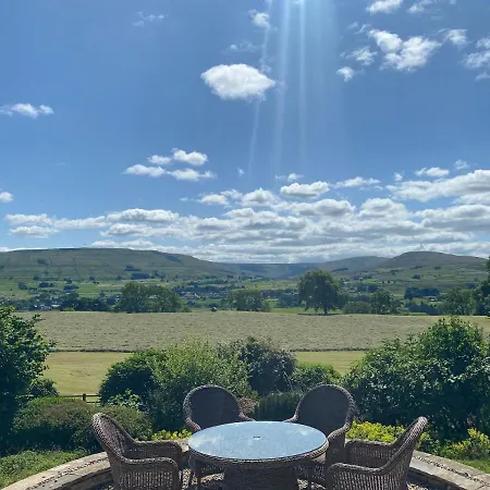 Hotel Simonstone Hall 4*