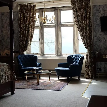 Simonstone Hall Hotel 4*