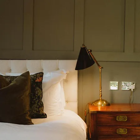 Simonstone Hall 4*