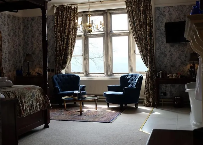 Simonstone Hall Hotel 4*