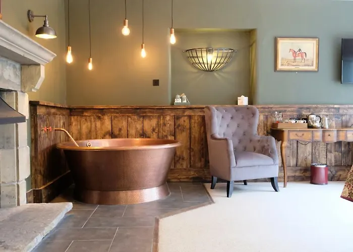 Simonstone Hall Hotel 4*