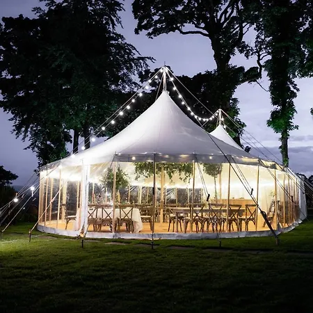 Simonstone Hall 4*